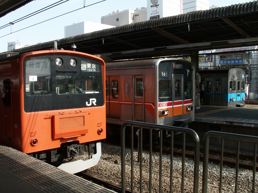 中野駅での今は亡き３車両の並び。